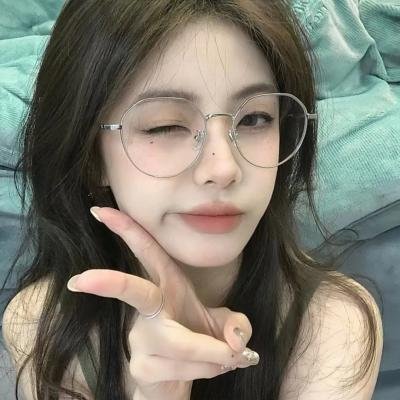 奥莉维娅 海报